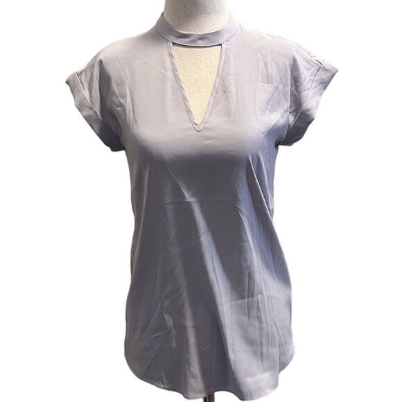 Express Womens Gray Short Sleeve Blouse Size XXSmall Pullover Keyhole Closure - Picture 1 of 9